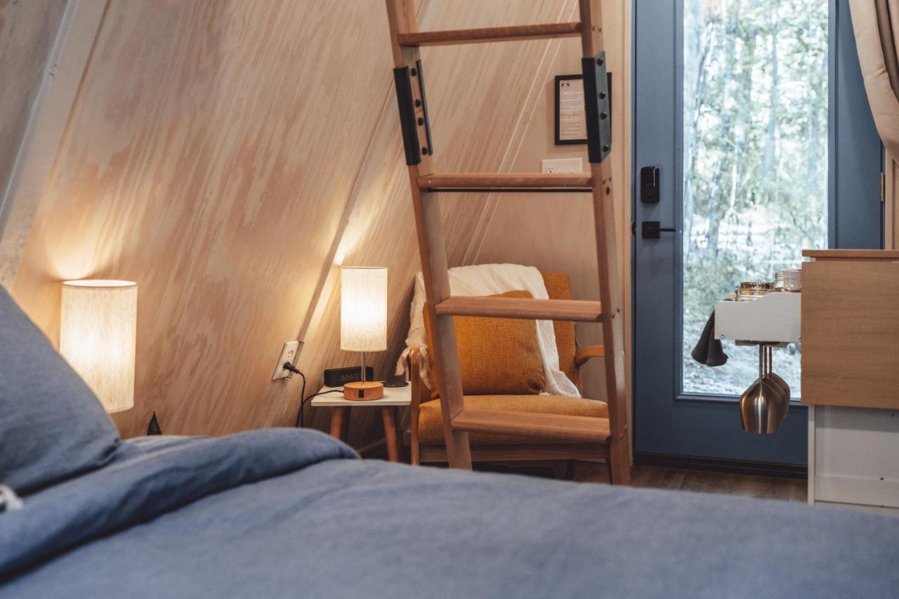 Blue Brambler Glamping A-Frame Appartement Rockbridge Buitenkant foto