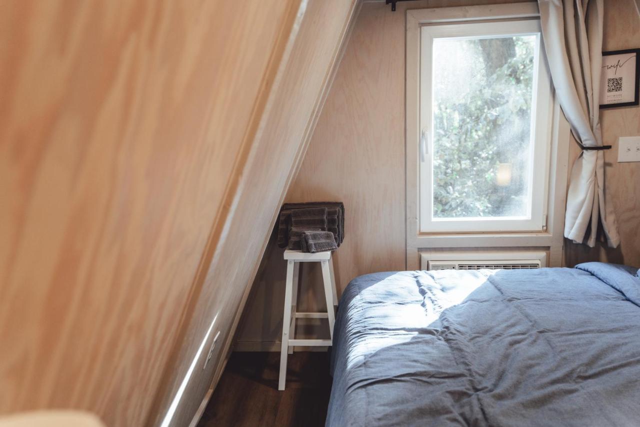 Blue Brambler Glamping A-Frame Appartement Rockbridge Buitenkant foto