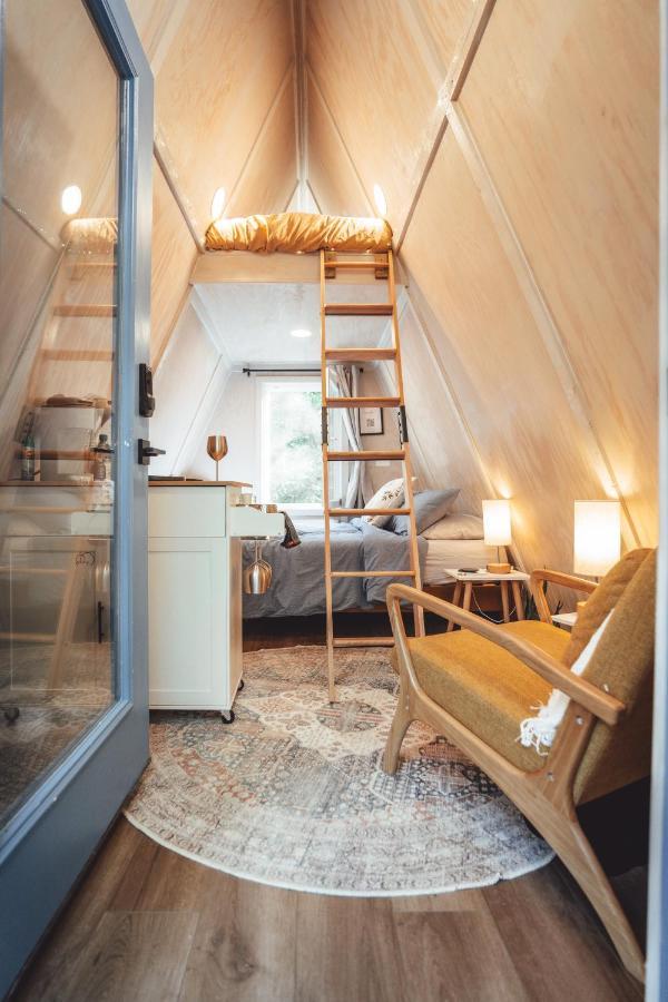 Blue Brambler Glamping A-Frame Appartement Rockbridge Buitenkant foto