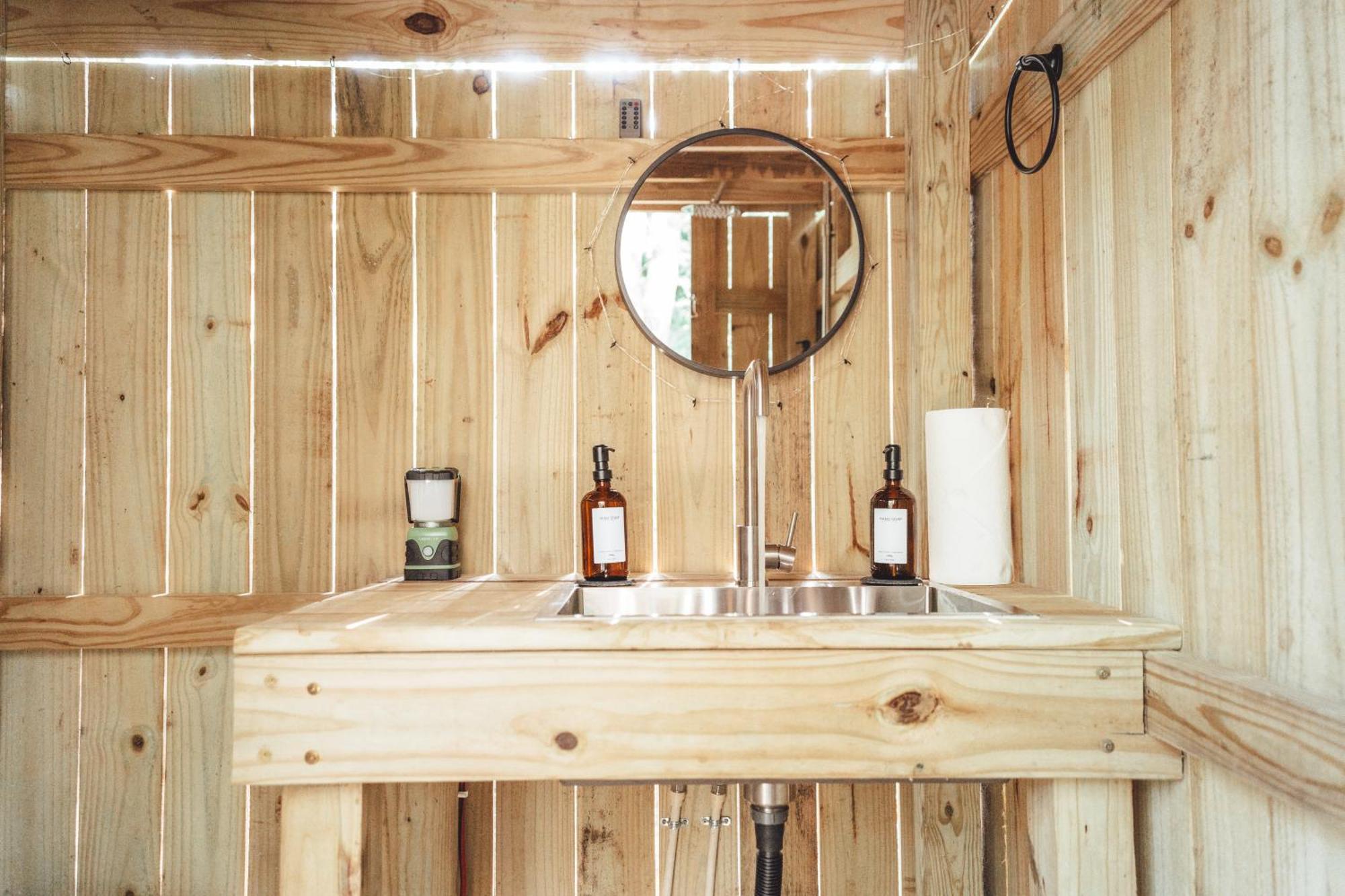 Blue Brambler Glamping A-Frame Appartement Rockbridge Buitenkant foto